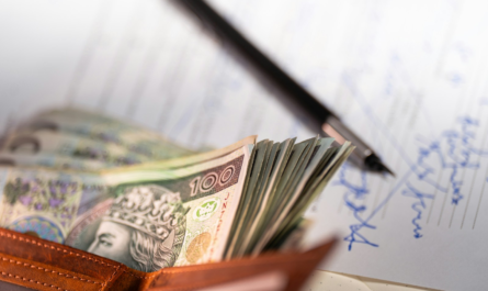 Stack of polish zloty banknotes in a wallet.