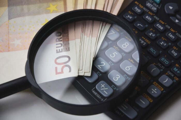 No-Spend Challenge Guide: Rules, Exceptions, Common Mistakes and What to Do With the Savings
