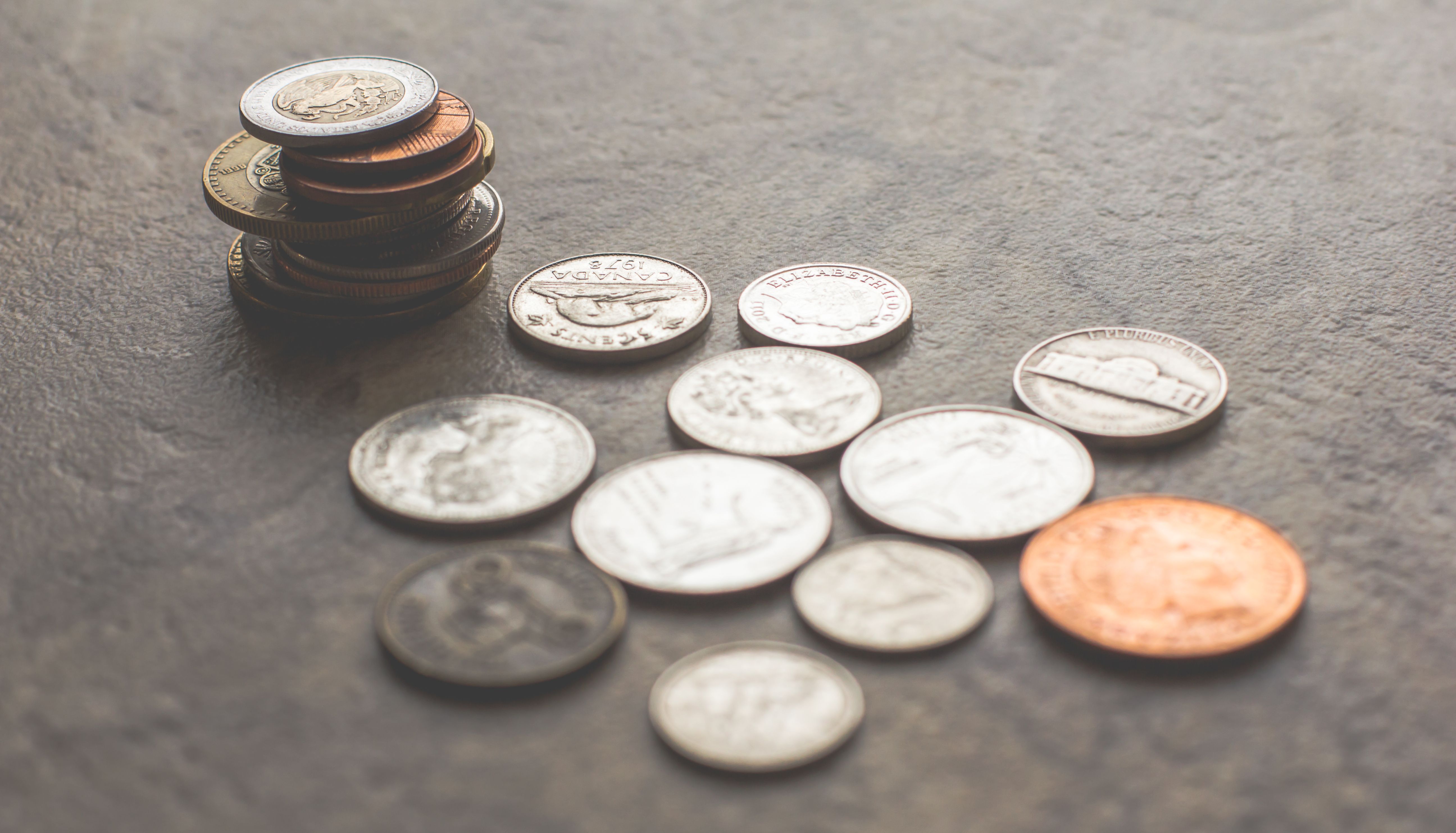 Saving money by decluttering before a move