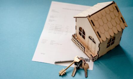Apartment lease renewal and rent budgeting documents