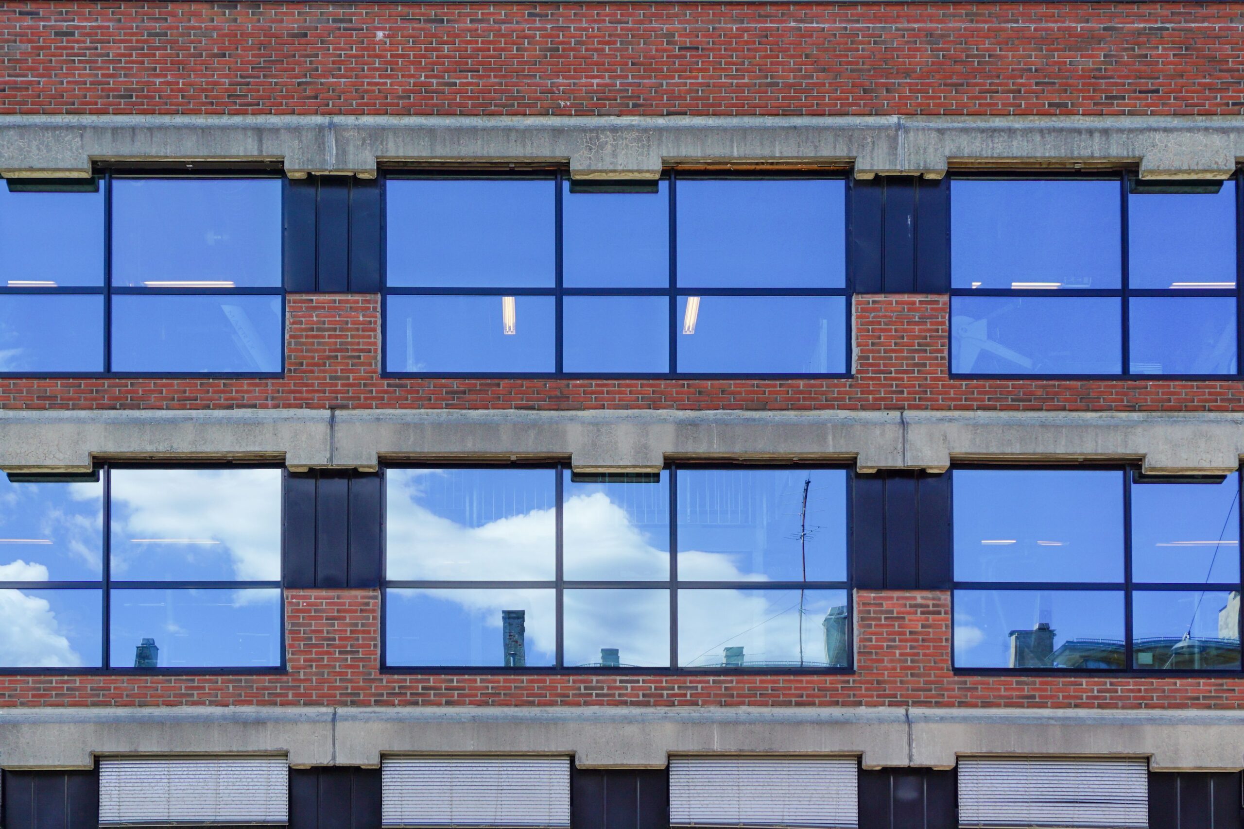Comparing housing and commuting costs near work